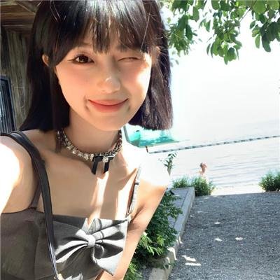 白桦林中的哨所